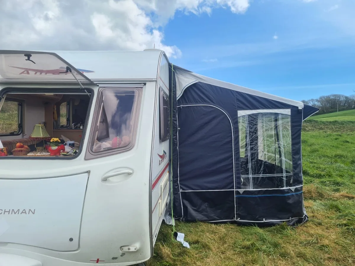 Caravan - Image 2