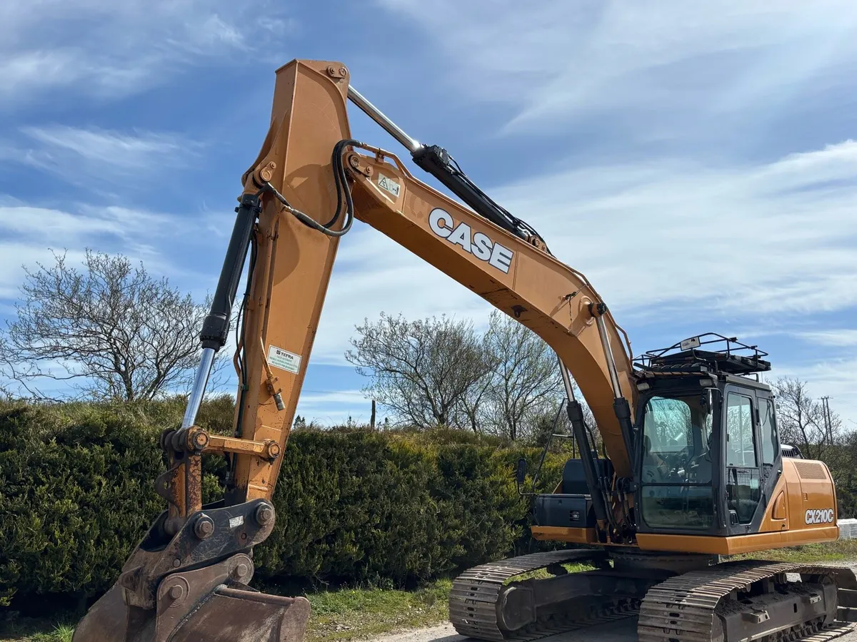 Case 210C Excavator - Image 4