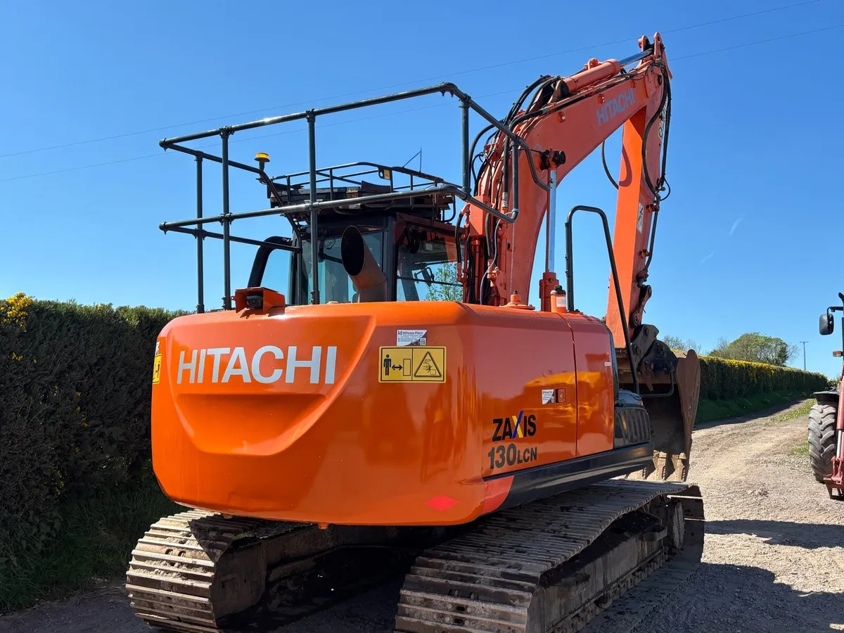 Hitachi ZX130-5 - Image 2