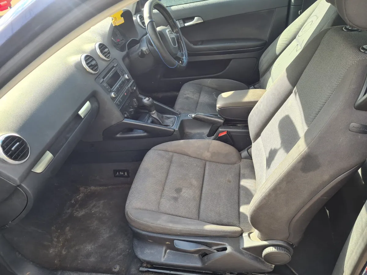 11 Audi A3 1.6 TDI - Image 4