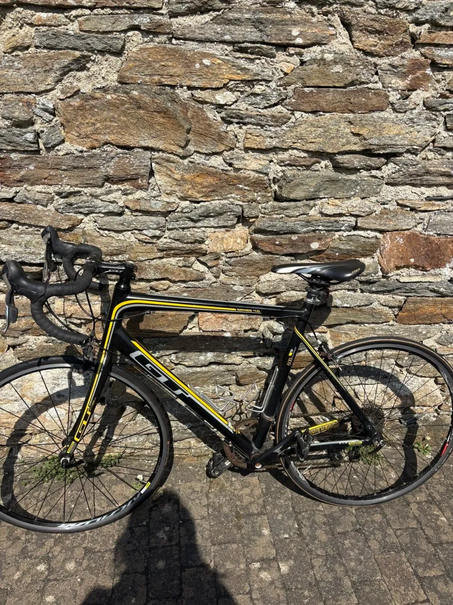 GT GTR Series 4 Race Bike - Image 2