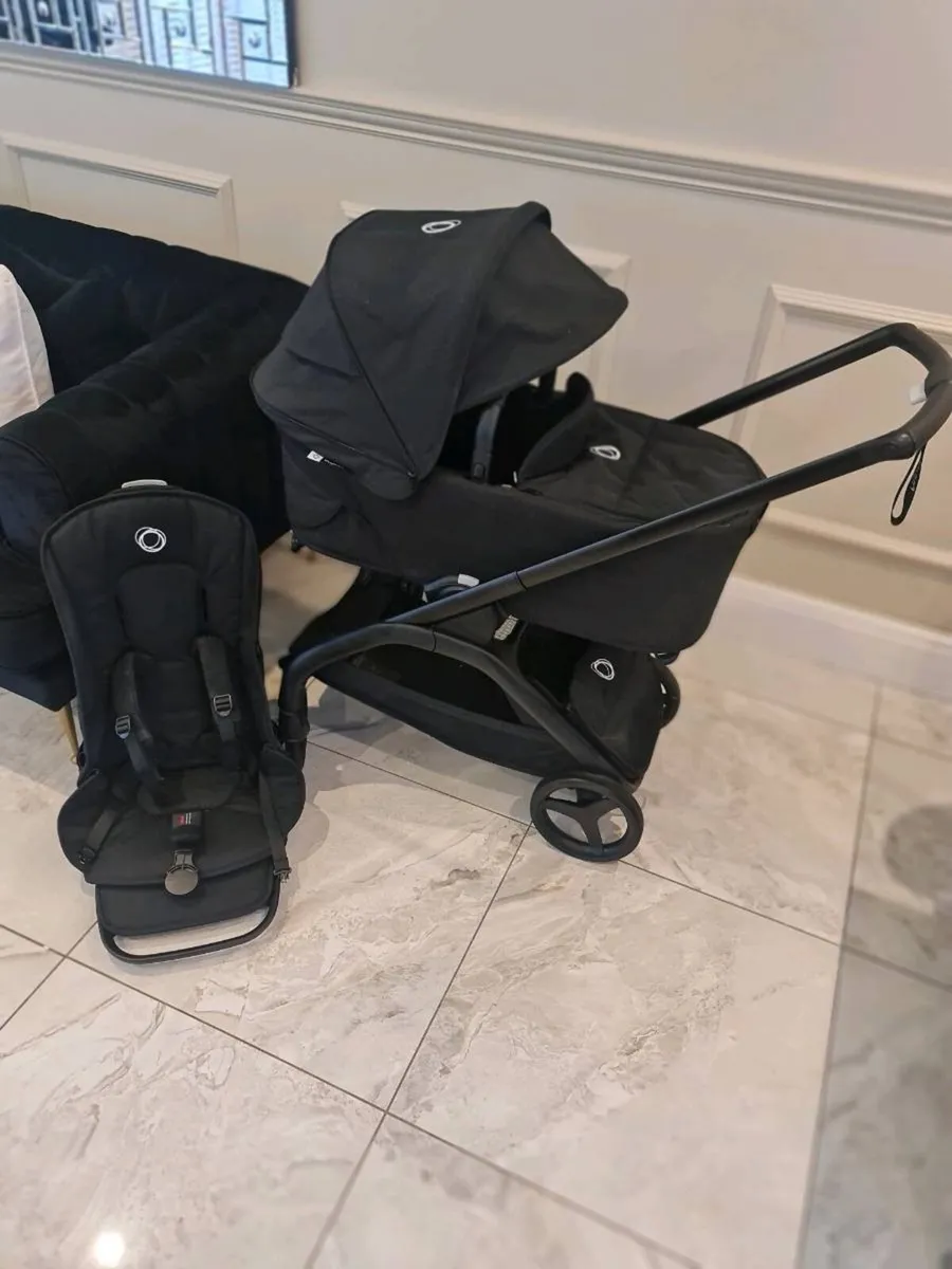 Bugaboo Dragonfly Pushchair and Bassinet - Image 3