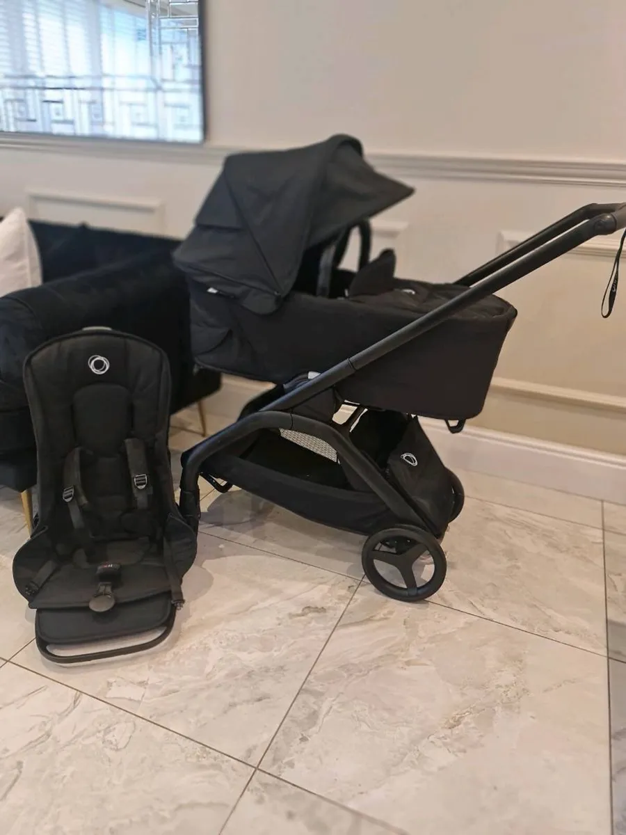 Bugaboo Dragonfly Pushchair and Bassinet - Image 4