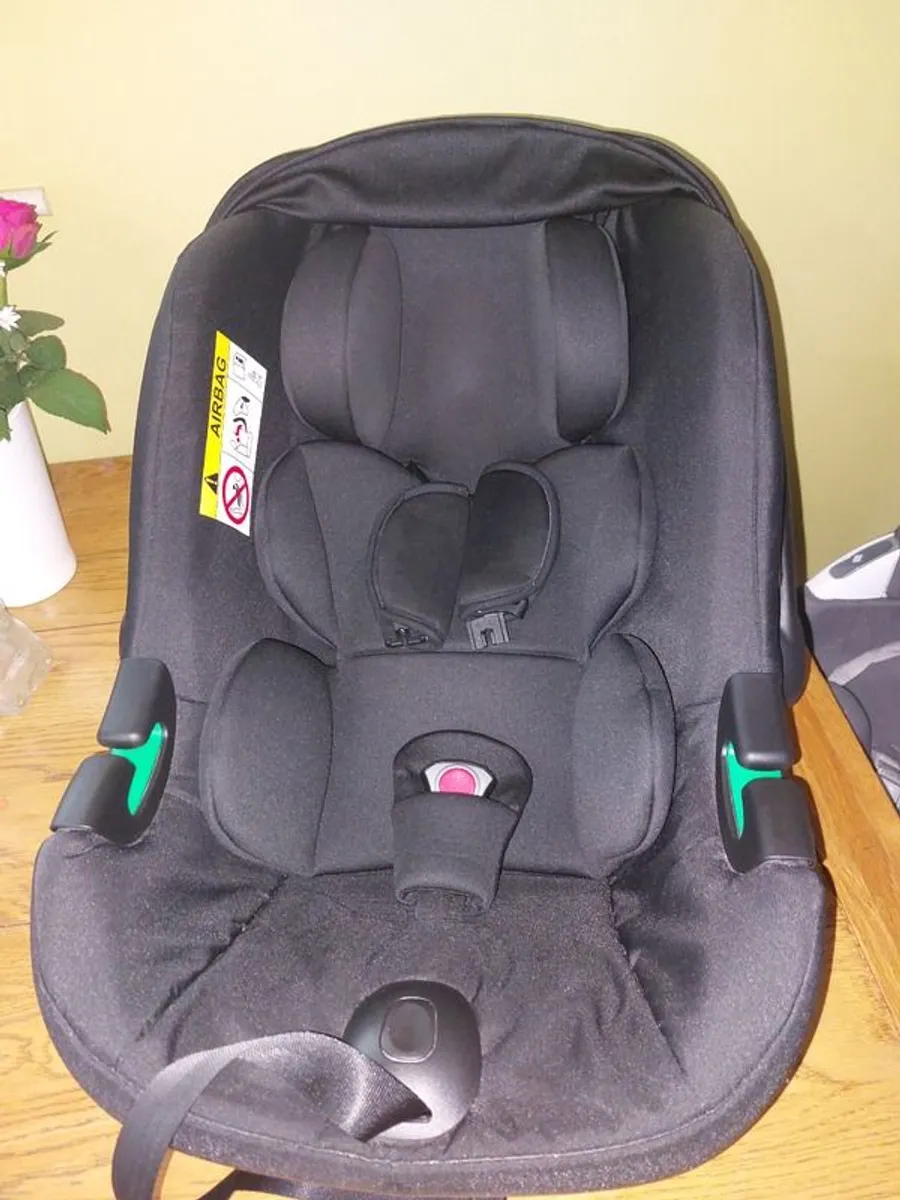 Enfasafe Rear Facing Car Seat with Isofix Base - Image 2