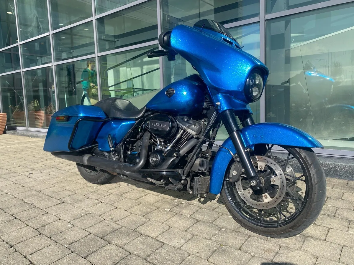2021 Harley Davidson streetglide - Image 3
