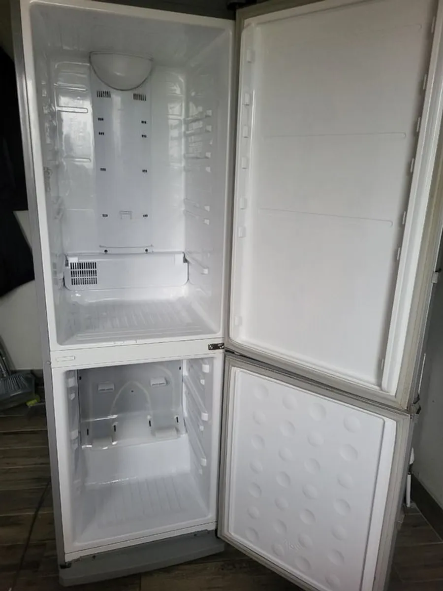 Fridge freezer - Image 3