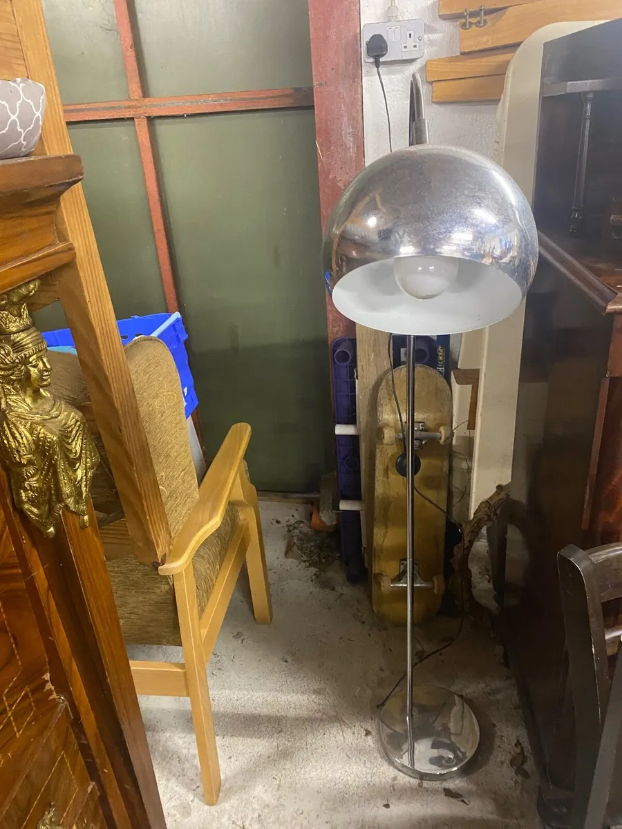 Tall lamp - Image 1