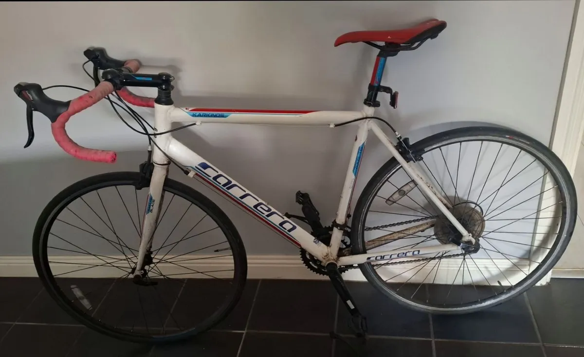 Carrerra Road Bike