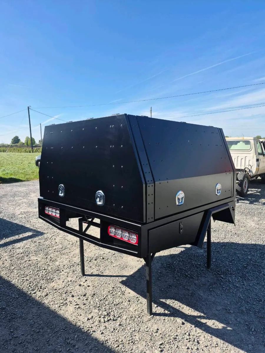 UTE Tray and Canopy set up - Image 4