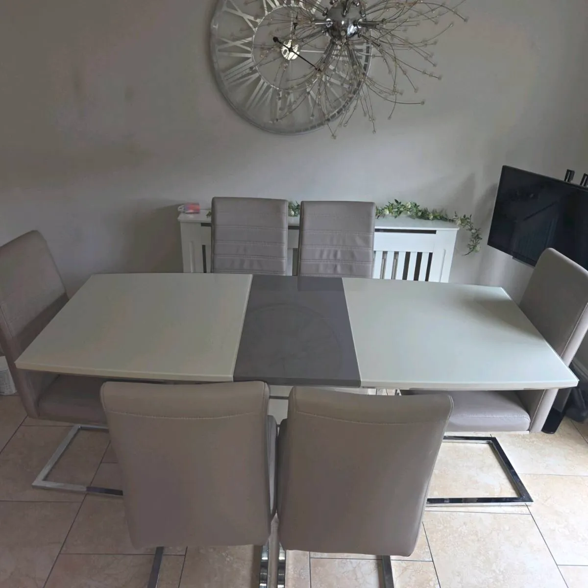Dining set - Image 1
