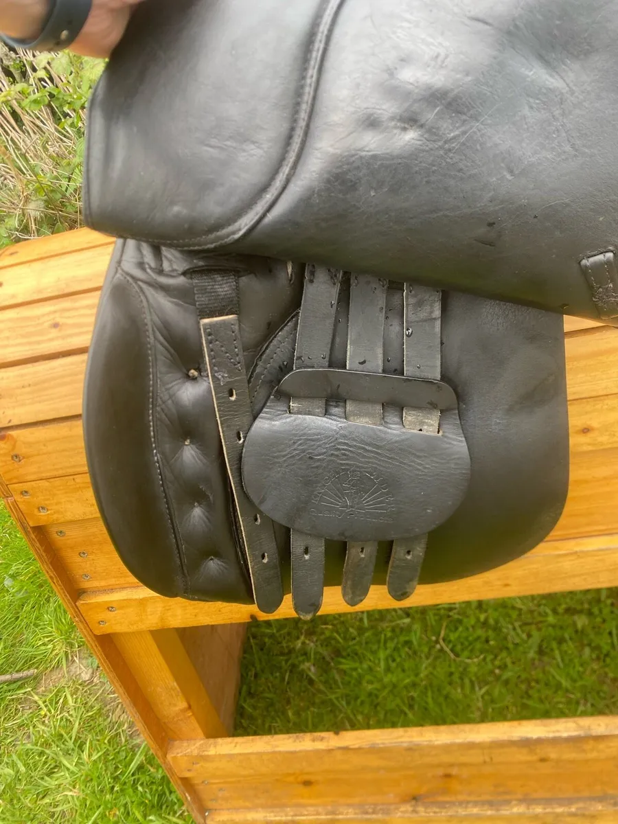 Knightrider 17.5 medium general purpose saddle - Image 3