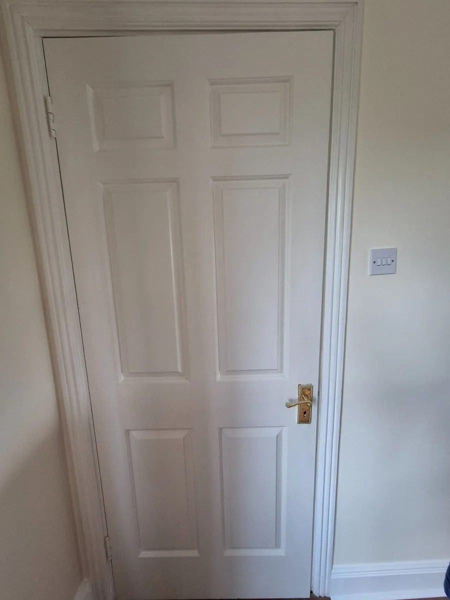 Interior wooden doors - Image 1