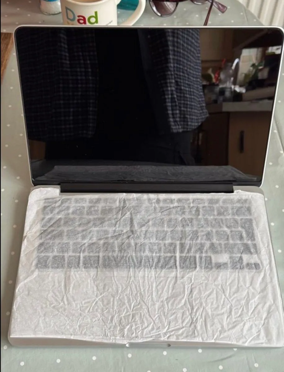 MacBook Pro 2016 - Image 1