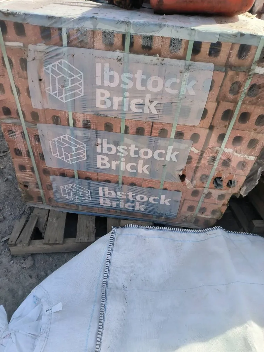 Ibstock bricks  500 in pallet - Image 2