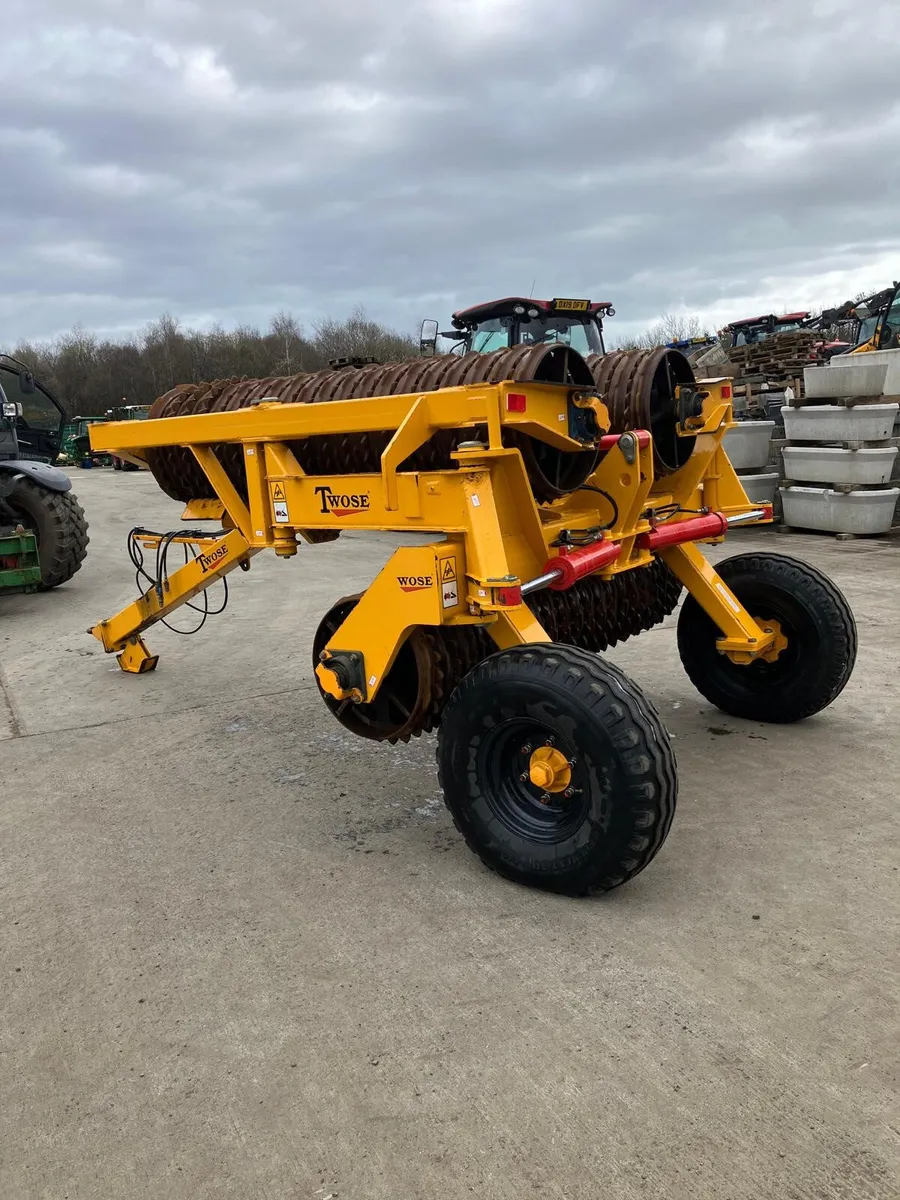 TWOSE 6.4m PREMIUM CAMBRIDGE ROLLER : 11019156 - Image 1
