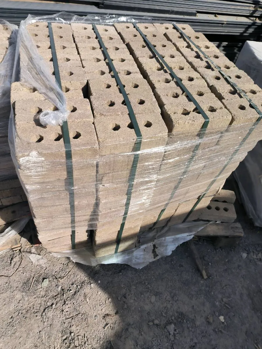 Bricks - Image 2