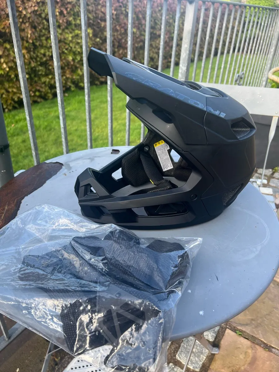 Cratoni Interceptor 2.0 Fullface MTB Helmet - New - Image 1