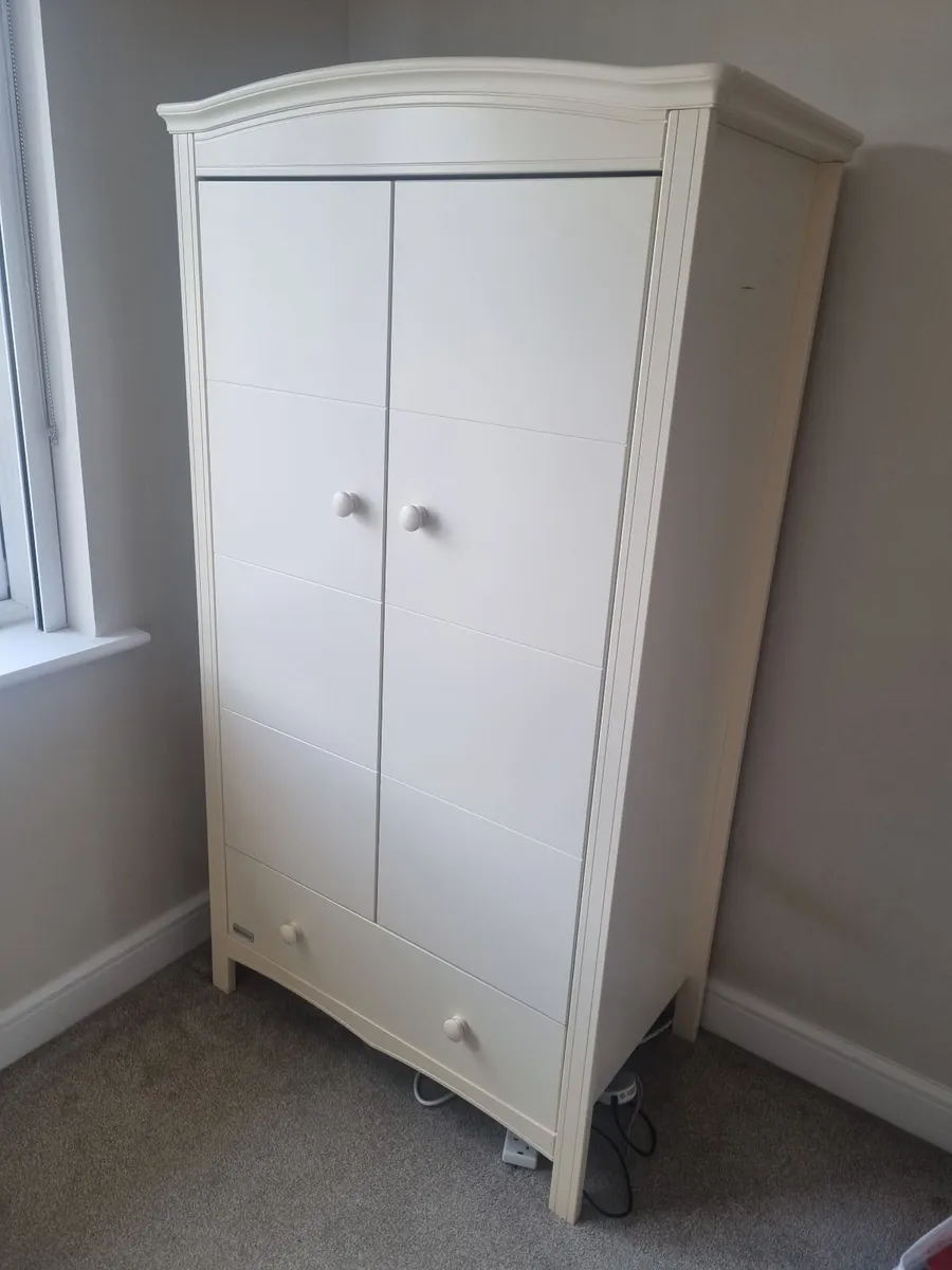 Baby elegance wardrobe - Image 1