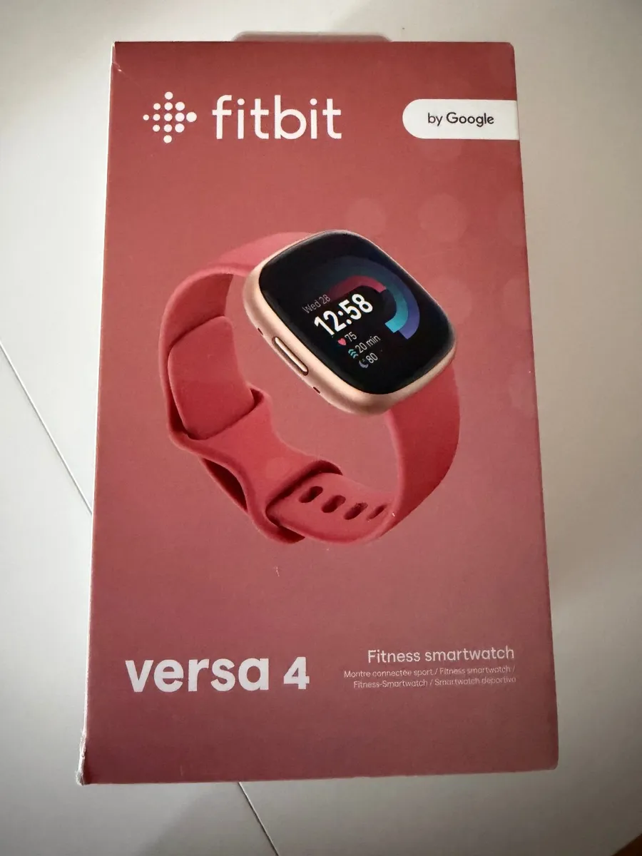 fitbit versa 4 women watch - like new - Image 3