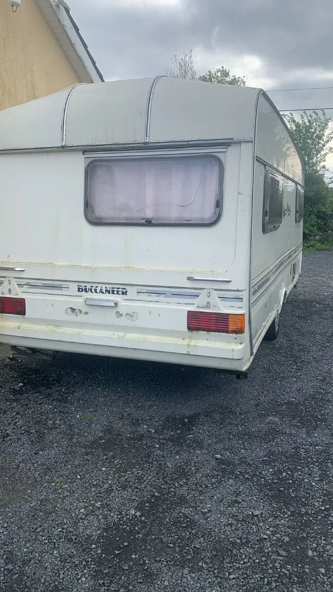 Caravan - Image 2