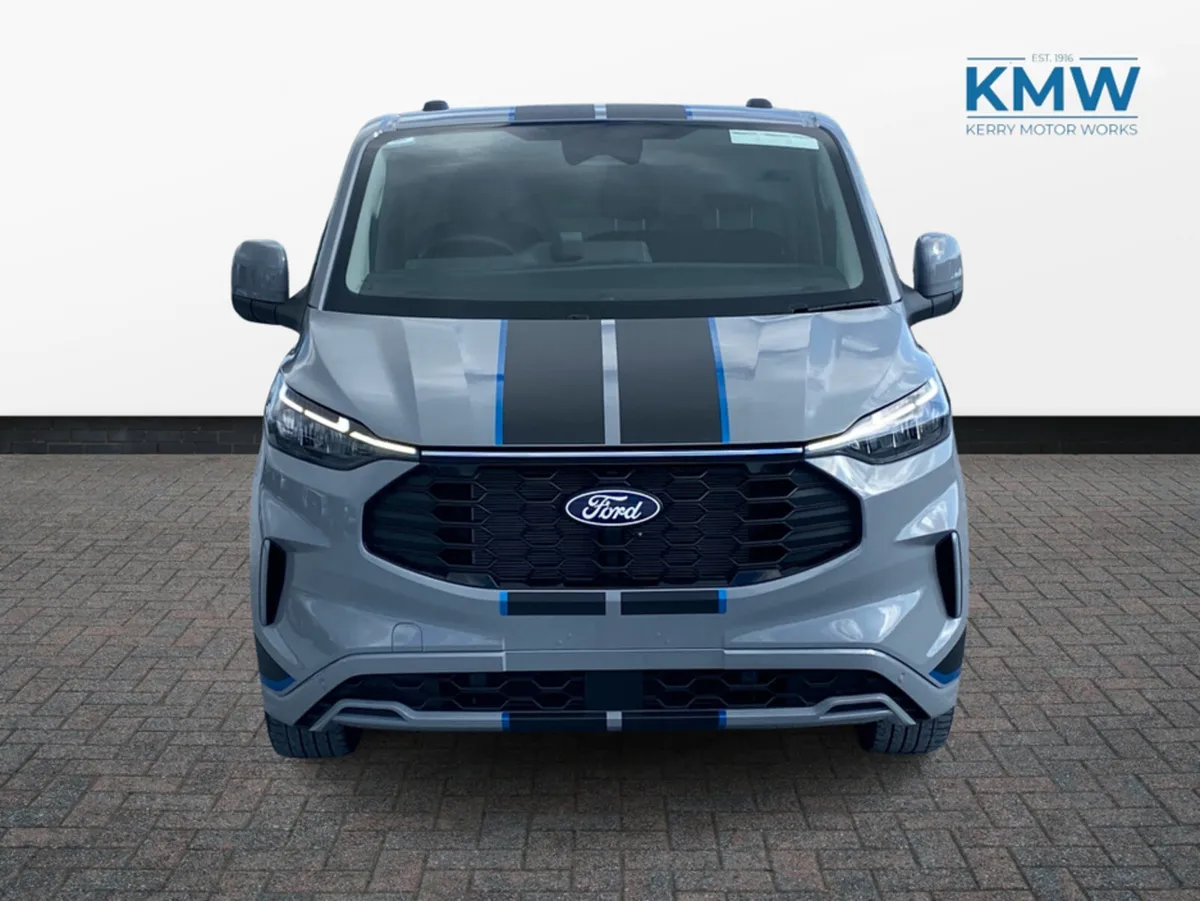 Ford Transit Custom 2.0 TDCI SWB Sport..Huge Spec - Image 3
