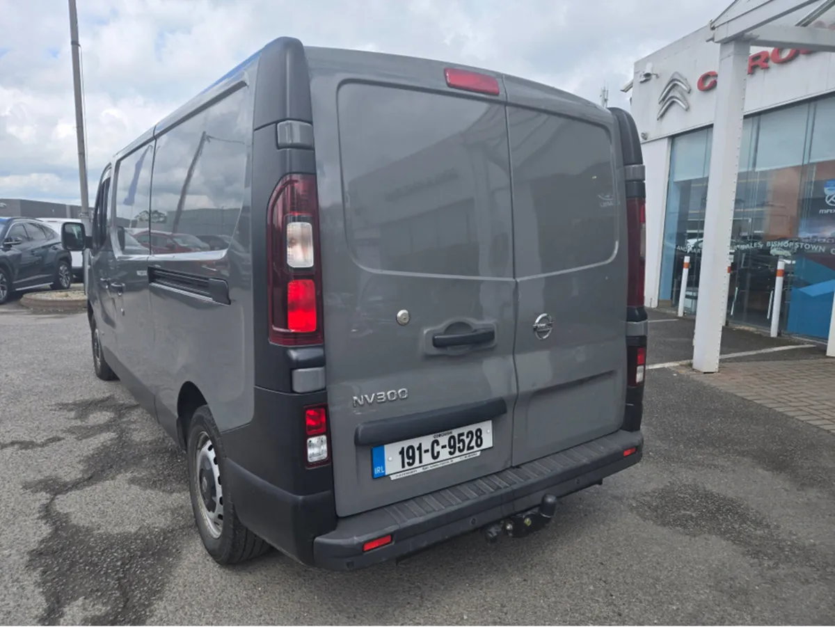 Nissan NV300 LWB 120 XE 4DR - Image 3