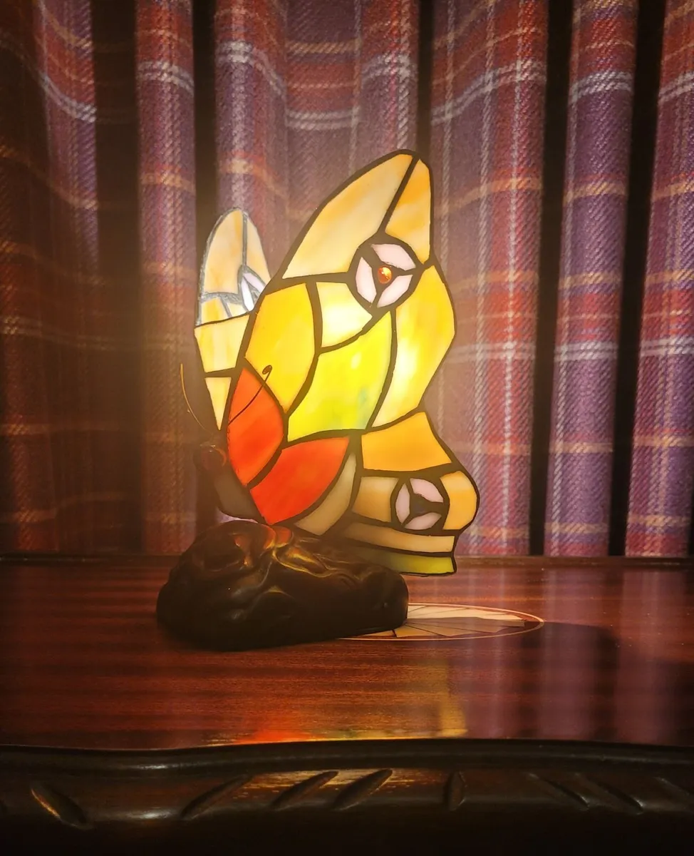 Tiffany Butterfly Lamp - Image 3