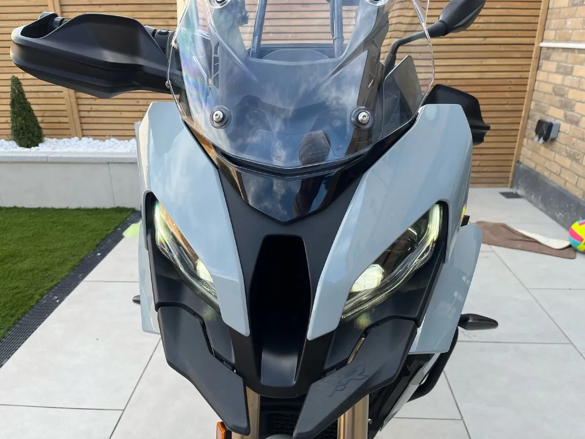 BMW motorbike - Image 2