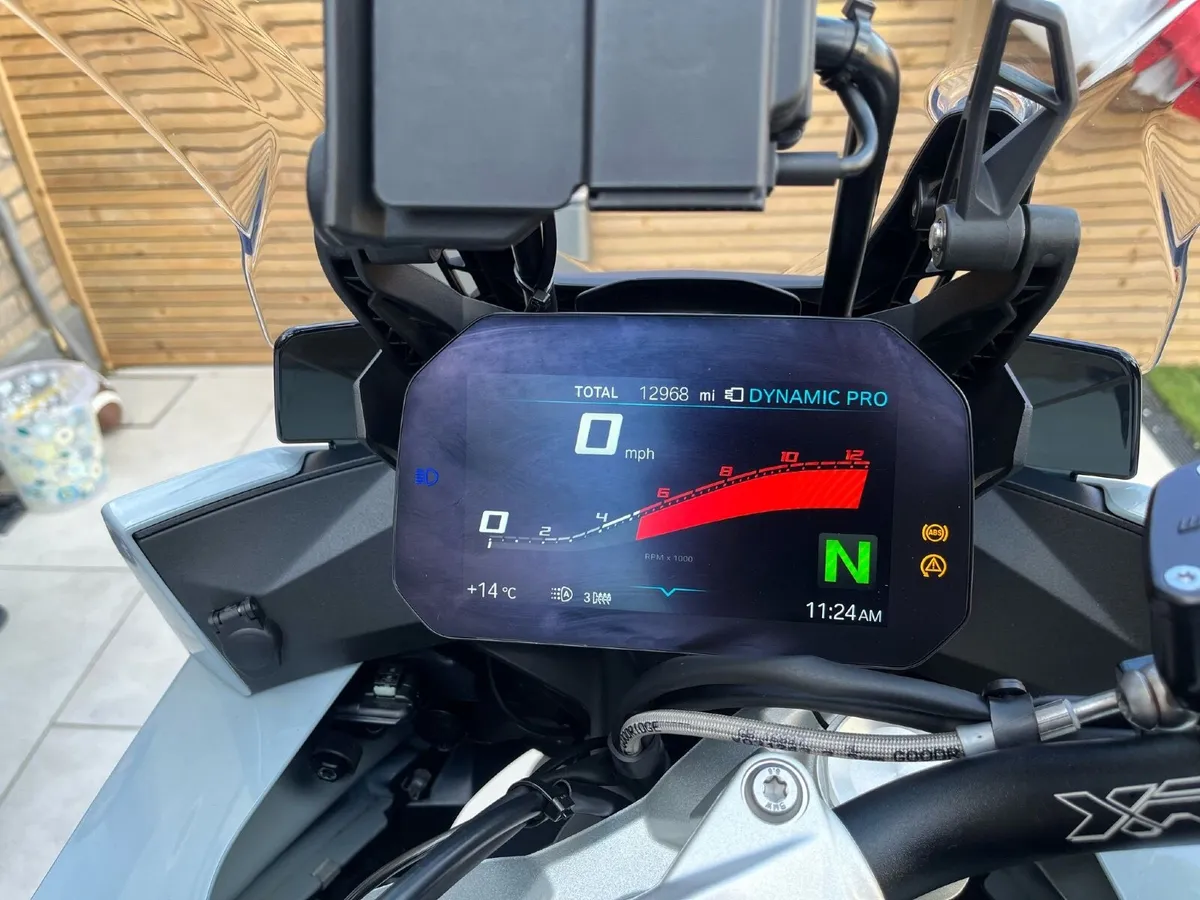 BMW motorbike - Image 3