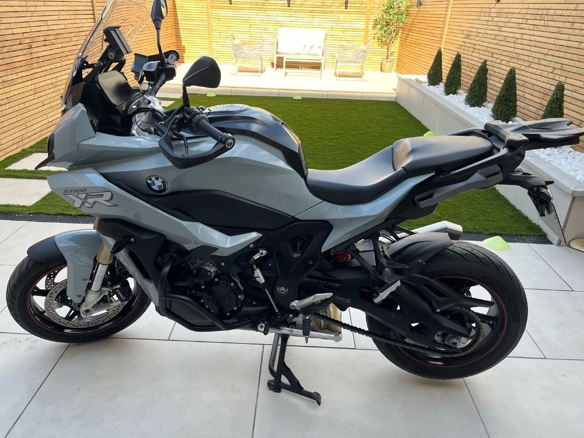 BMW motorbike - Image 4