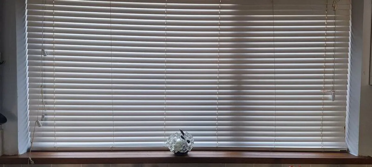 Venetian Blinds - Image 2