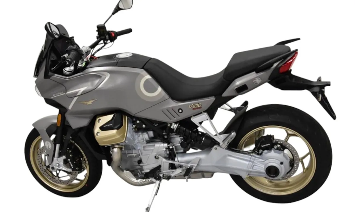 Moto Guzzi V100 Mandello “Limited Edition” - Image 4