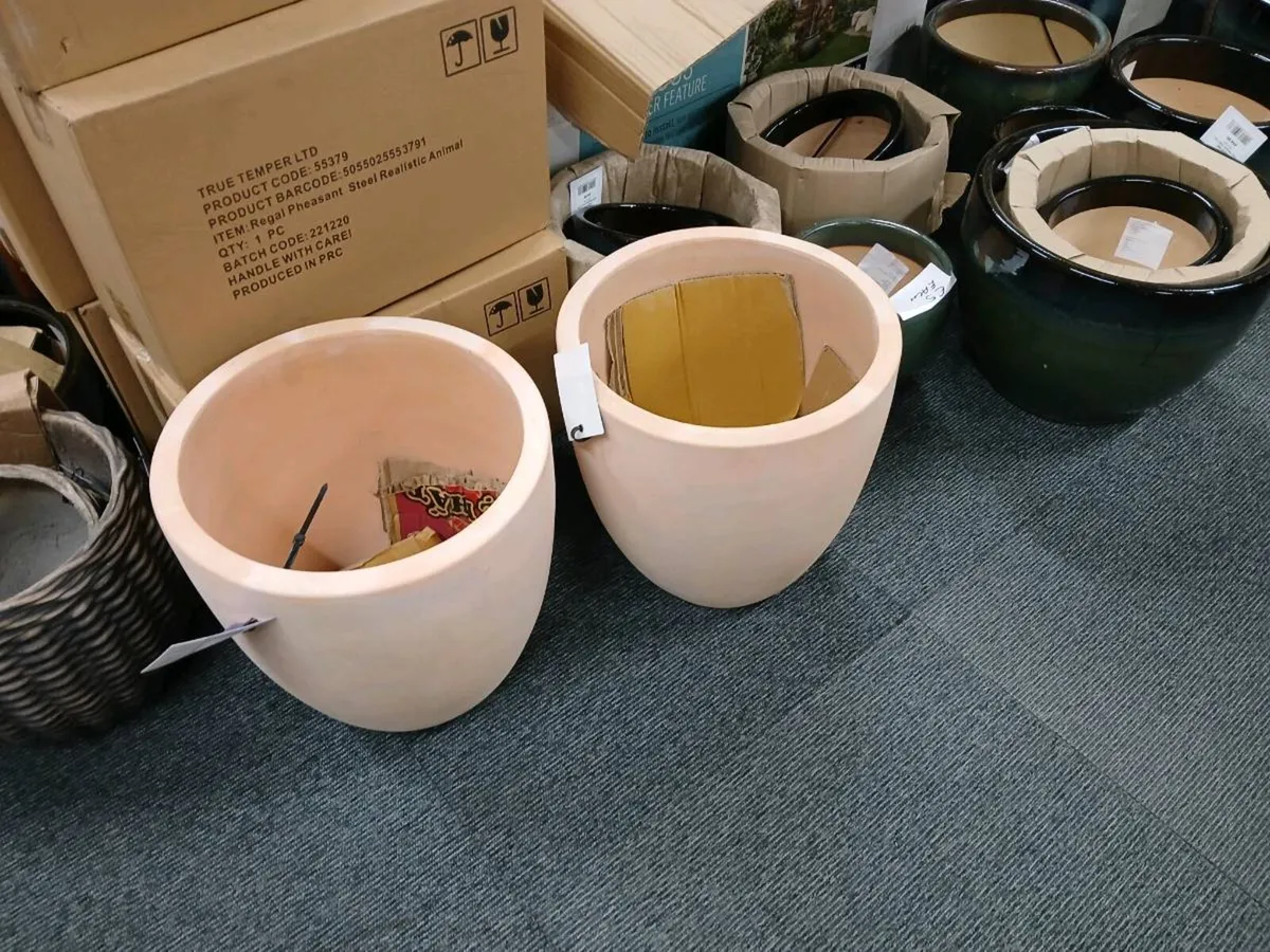 NEW GARDEN POTS just arrived - Image 4