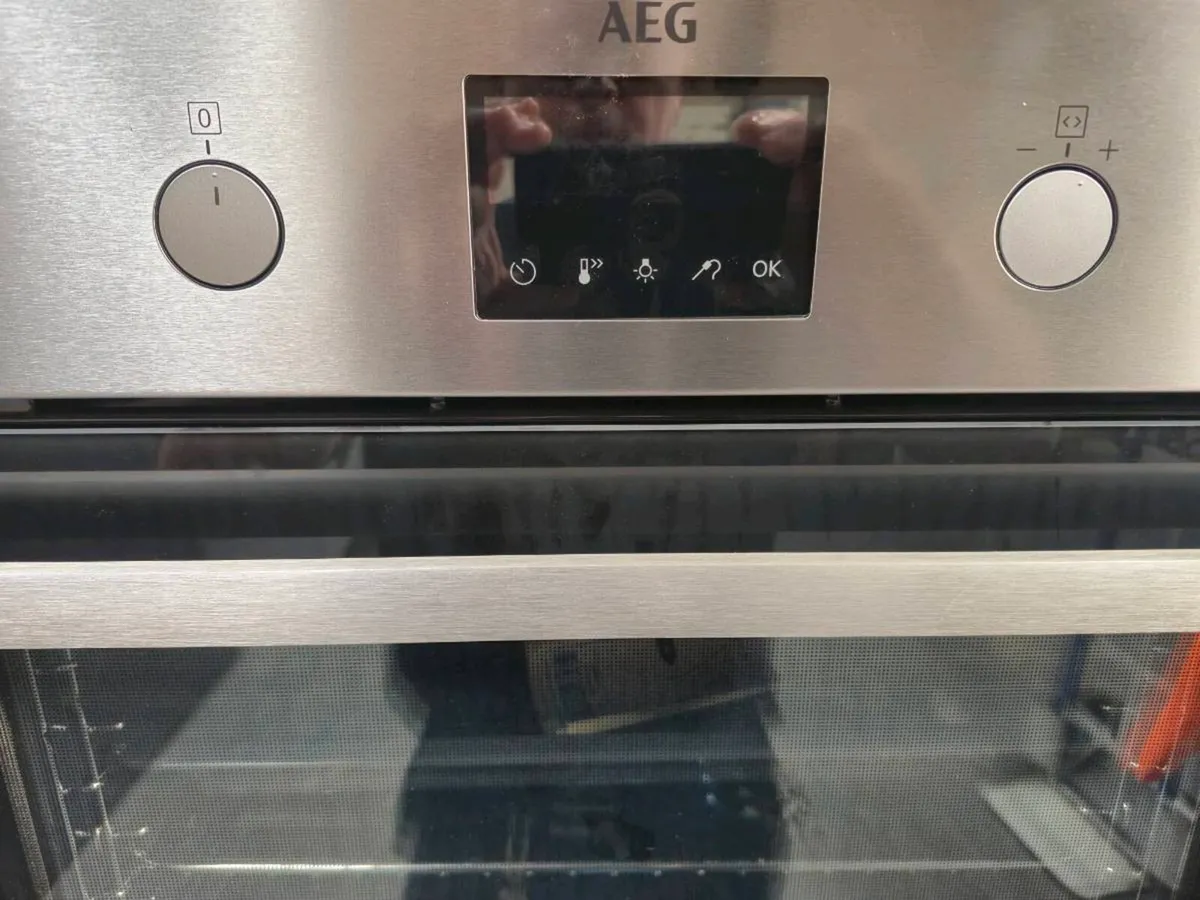 NEW AEG Electric Single Oven series 6000 - Image 4