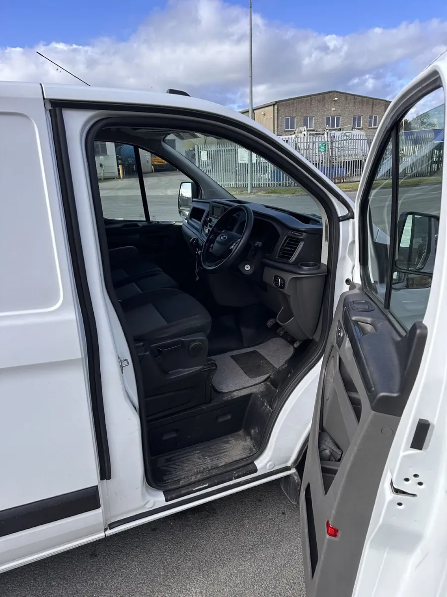 Ford Transit Custom 2021 - Image 4