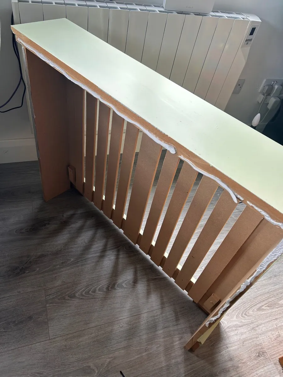 Radiator cover - Image 2