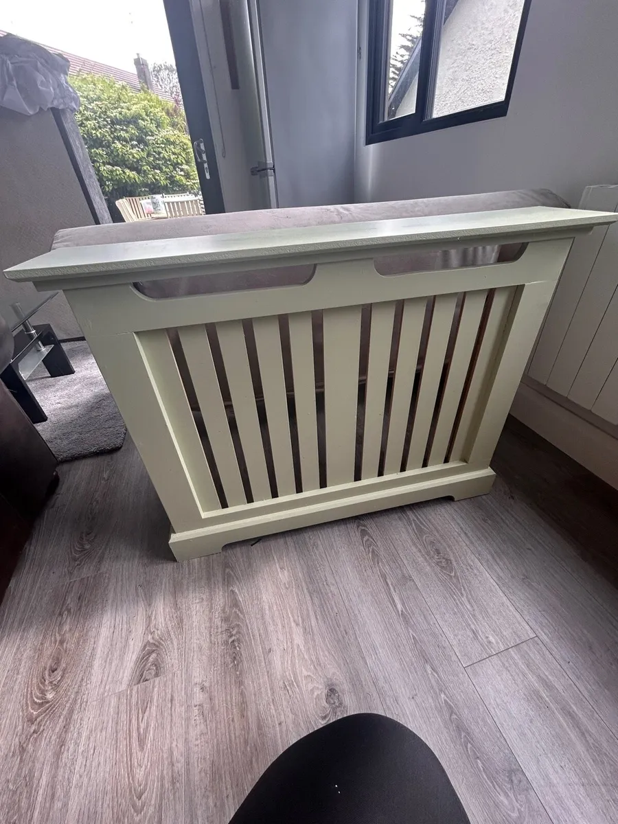 Radiator cover - Image 3