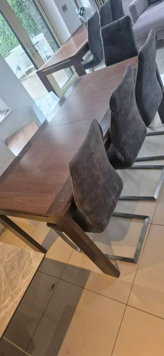 2 x walnut extendable tables and 8 grey chairs - Image 2