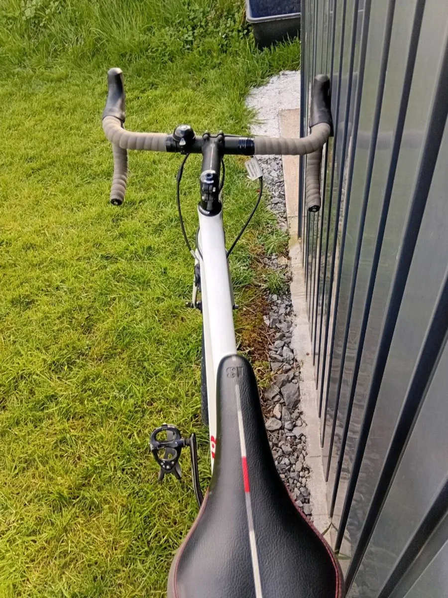 Racing bike - Image 3