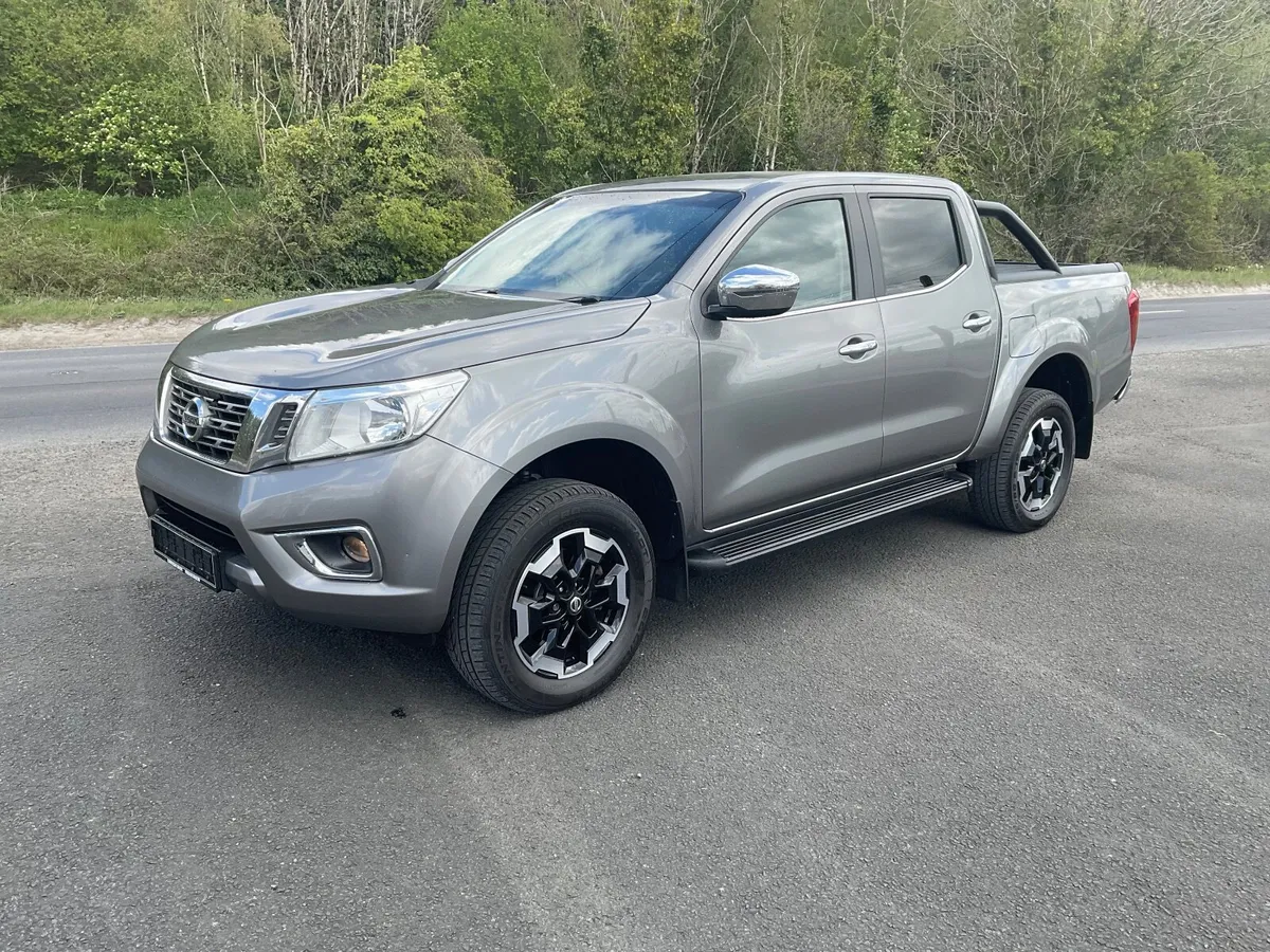 2021 Nissan Navara 190 Stunning - Image 1