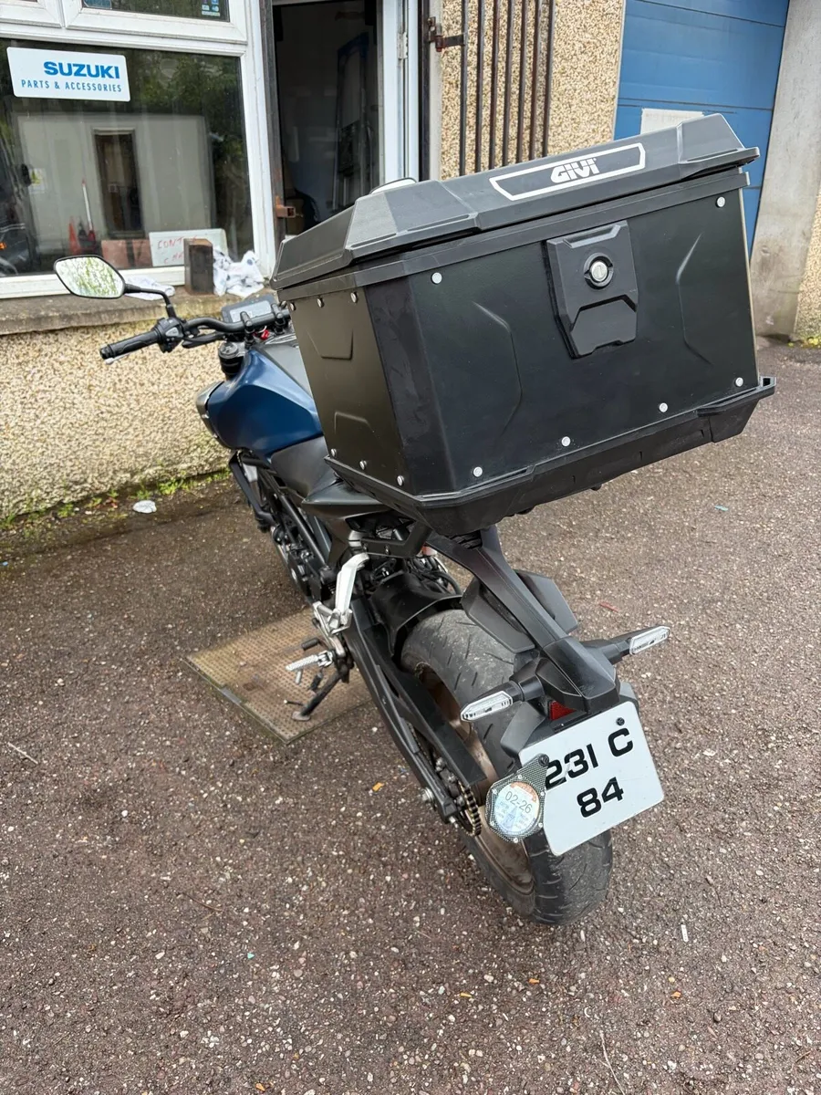 Honda CB125R - Image 3
