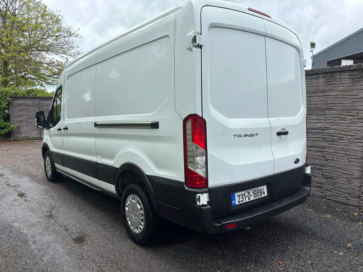 Ford Transit 2023 - Image 4