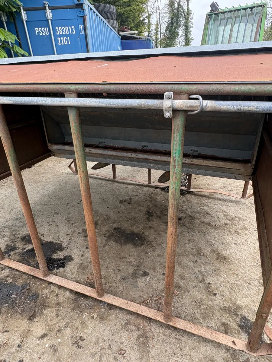 Calf creep feeder - Image 2