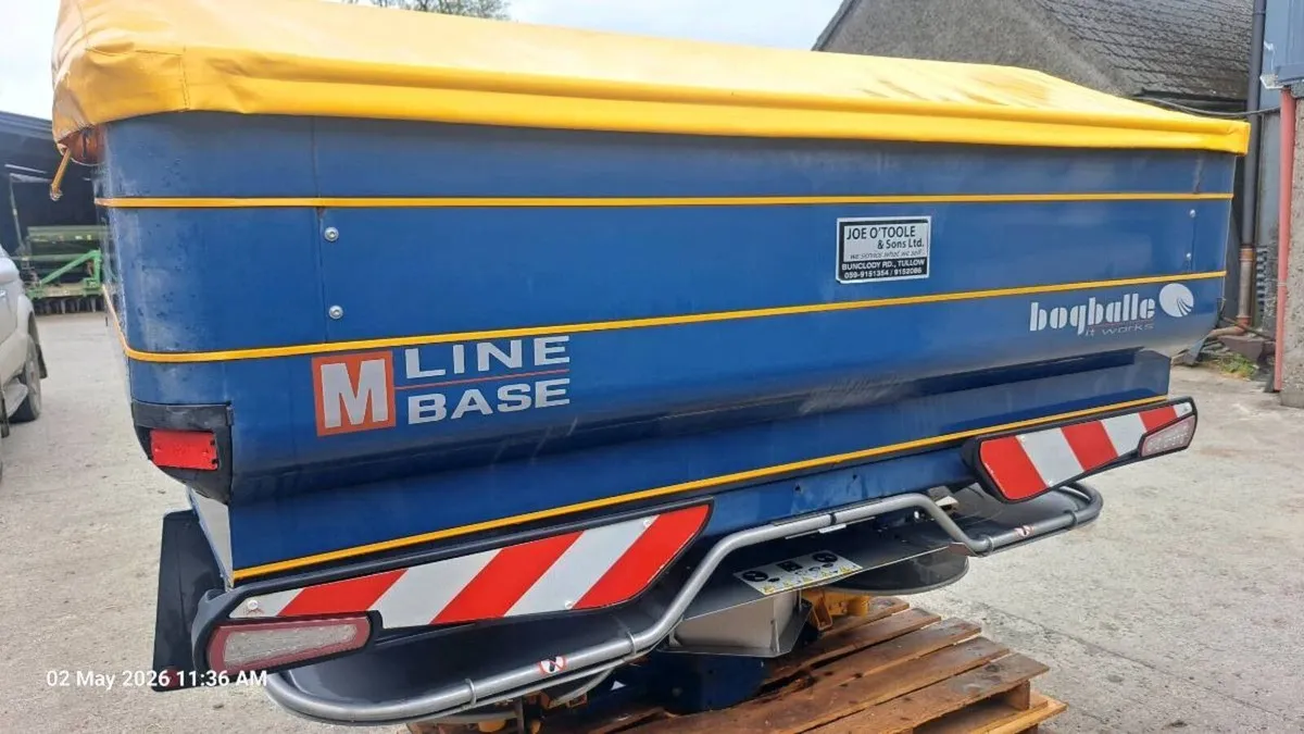 Bogballe m35 fertiliser spreader - Image 1