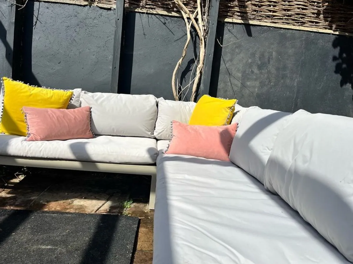 Sun loungers - Image 4