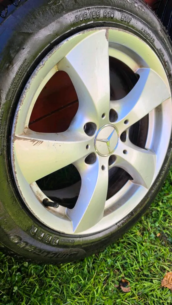 Mercedes w203 Alloys & 205 55 16 inch tyres - Image 3