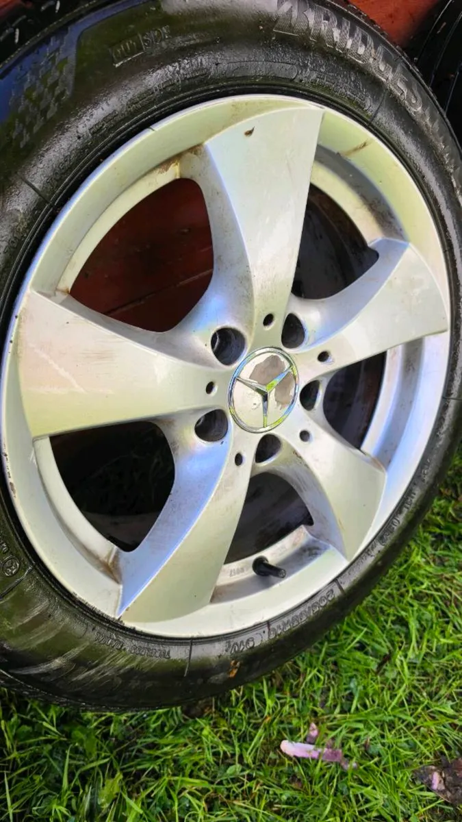 Mercedes w203 Alloys & 205 55 16 inch tyres - Image 4