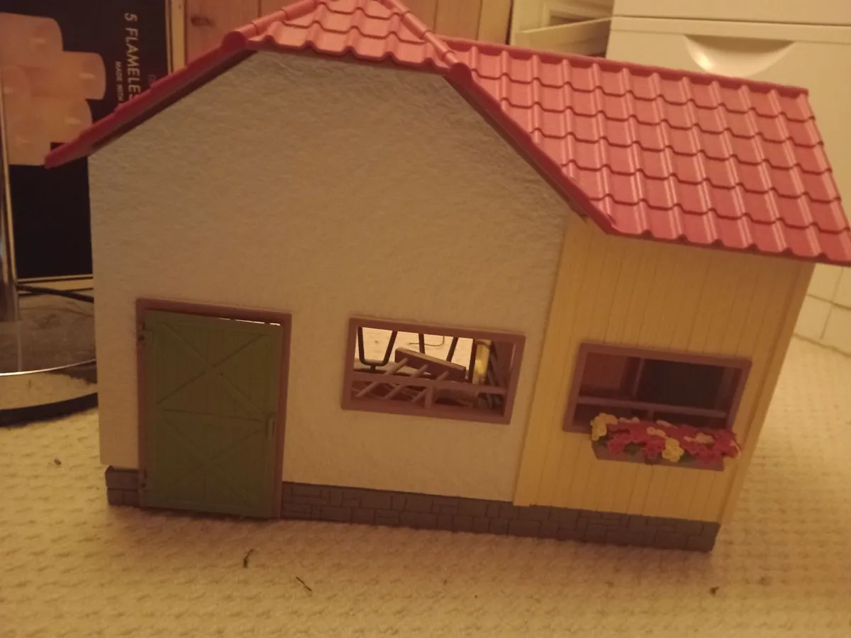 Schleich Barn - Image 3
