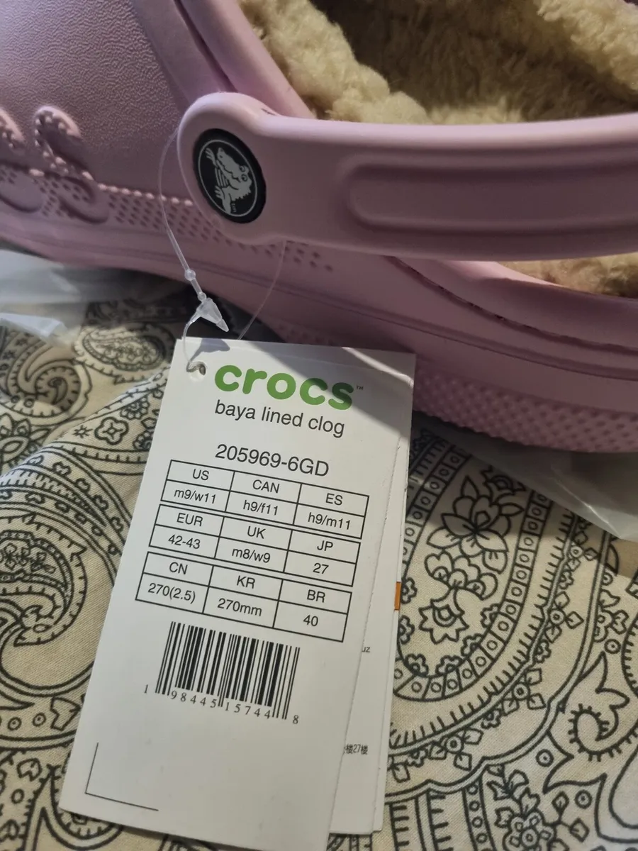 Pink Lined Crocs - Brand New 42-43 - Image 2