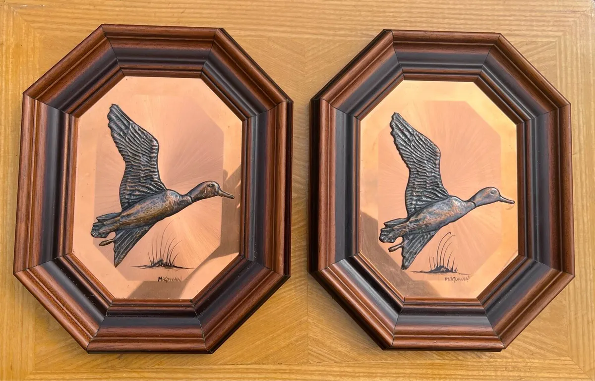 Pair of Irish handcrafted copper wall hangings - Image 1